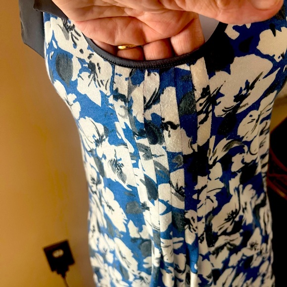 American Eagle Outfitters Flower Print with side Ribbon Bow Pleated Tank Top - Picture 4 of 11